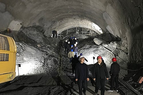 地铁隧道防水补漏项目中的关键工序有哪些？